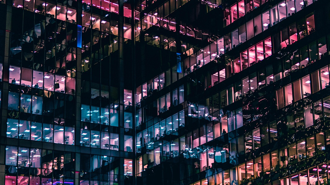Modern commercial building - Big Picture